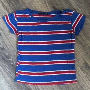 comfy cropped red white and blue t-shirt